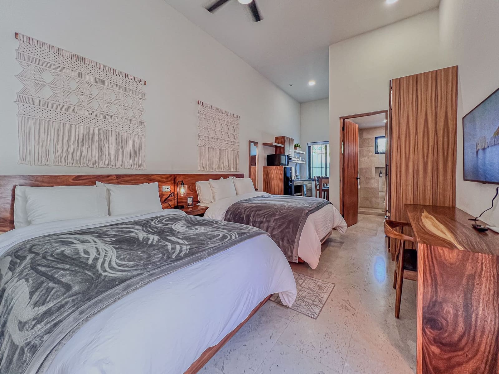 Double Junior Suite with two queen beds