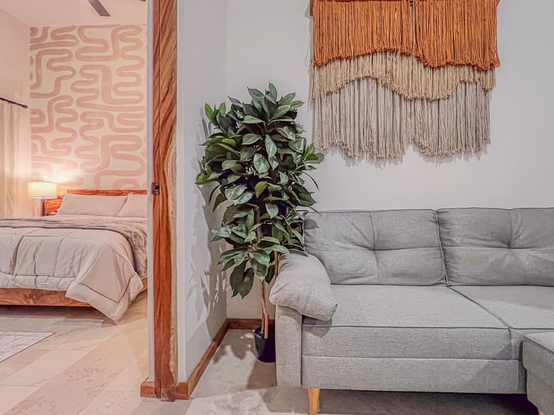 Living room of Suite 1